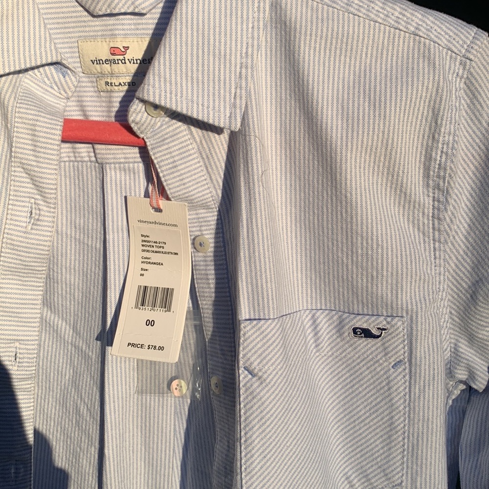 Vineyard Vines Oxford Striped Chilmark Relaxed Button-Down Shirt in size 00 - Picture 5 of 6